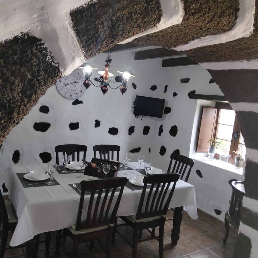 Lanzarote Casa Volcanica-Anclada Sobre La Lava Del Volcan Montana Blanca エクステリア 写真