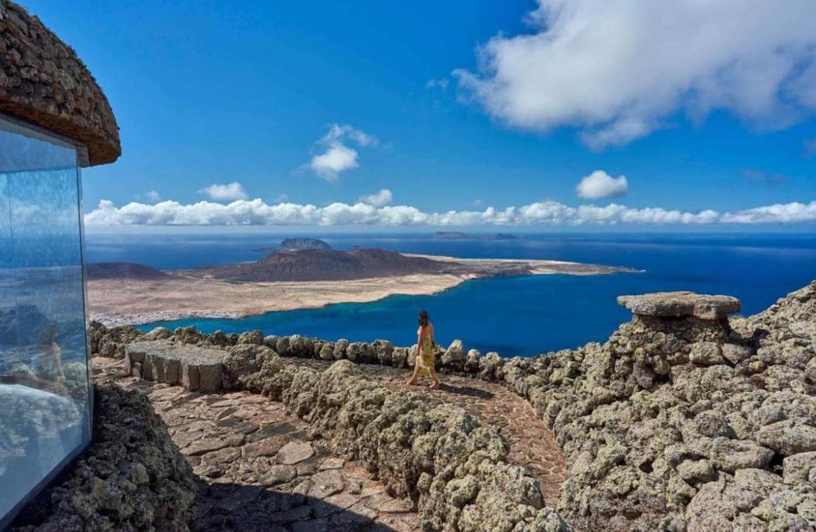 Lanzarote Casa Volcanica-Anclada Sobre La Lava Del Volcan Montana Blanca エクステリア 写真